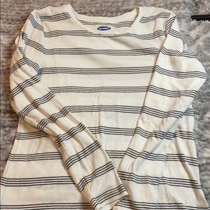 Old navy slim fitting long sleeve.